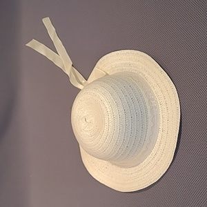 Cream Straw Hat With Ribbon & Lace